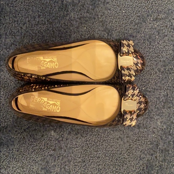 Salvatore Ferragamo woman’s sequence flats - Picture 1 of 7